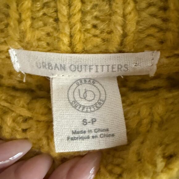 Urban Outfitters Mustard Yellow Open Knit Sweater - S - Picture 3 of 8